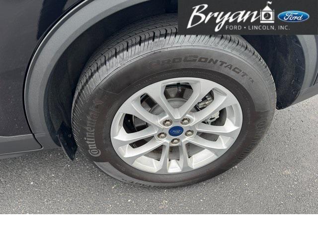 used 2022 Ford Escape car, priced at $23,674