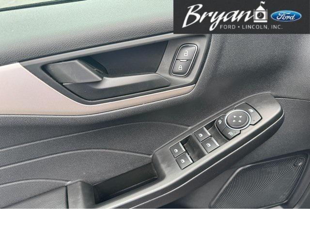 used 2022 Ford Escape car, priced at $23,674