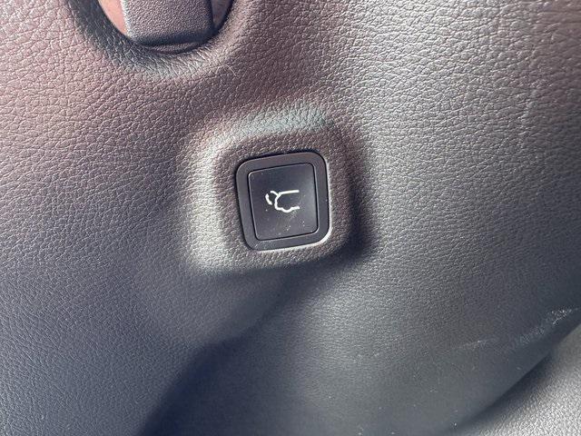 used 2022 Jeep Compass car, priced at $20,000