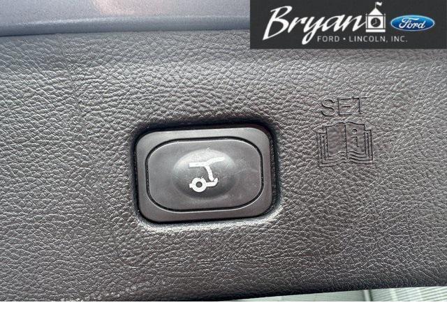 used 2023 Ford Edge car, priced at $29,226