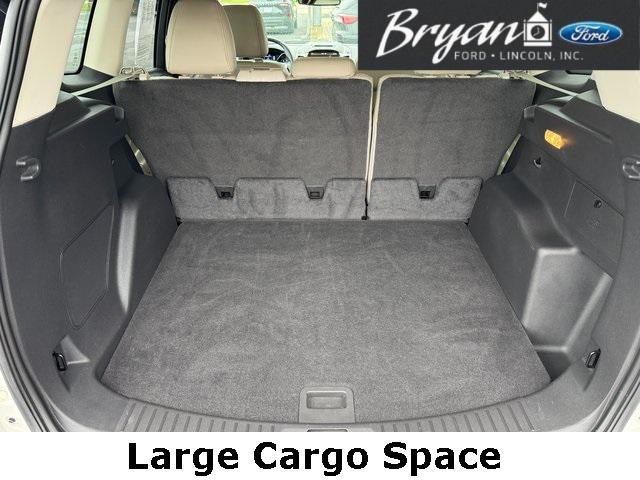 used 2013 Ford Escape car, priced at $11,000
