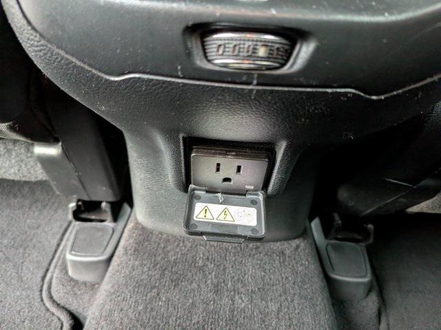 used 2014 Jeep Cherokee car, priced at $9,980