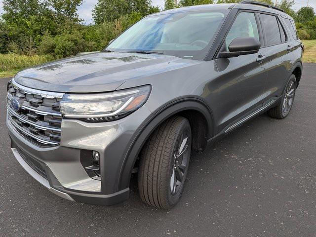 new 2025 Ford Explorer car, priced at $48,660
