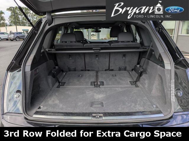 used 2021 Audi Q7 car, priced at $28,160