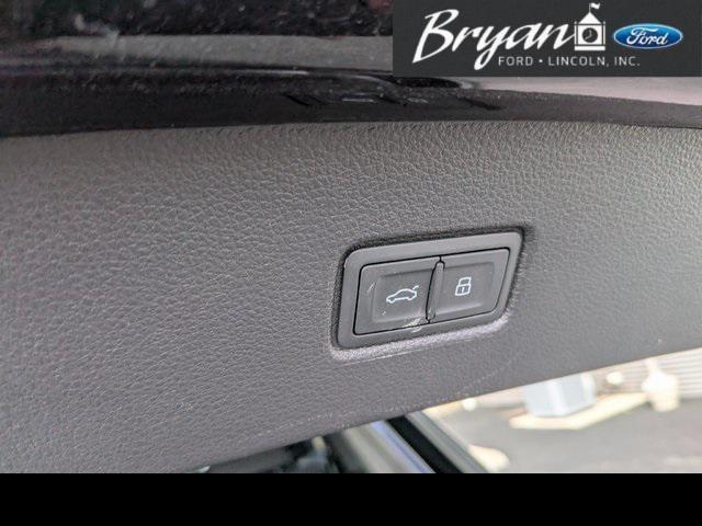 used 2021 Audi Q7 car, priced at $28,160