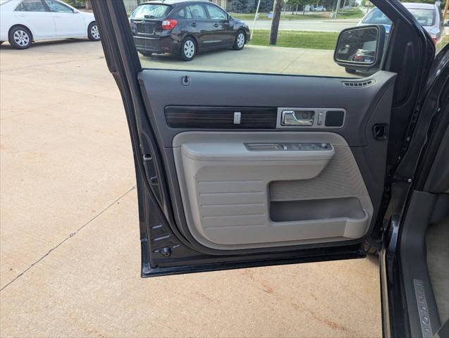 used 2007 Lincoln MKX car, priced at $6,990