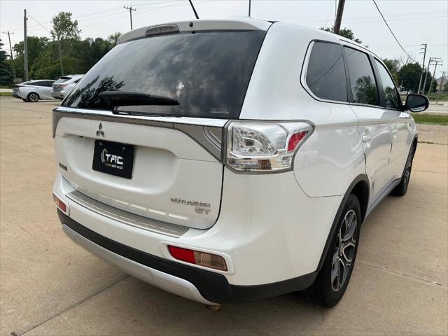used 2015 Mitsubishi Outlander car, priced at $12,999
