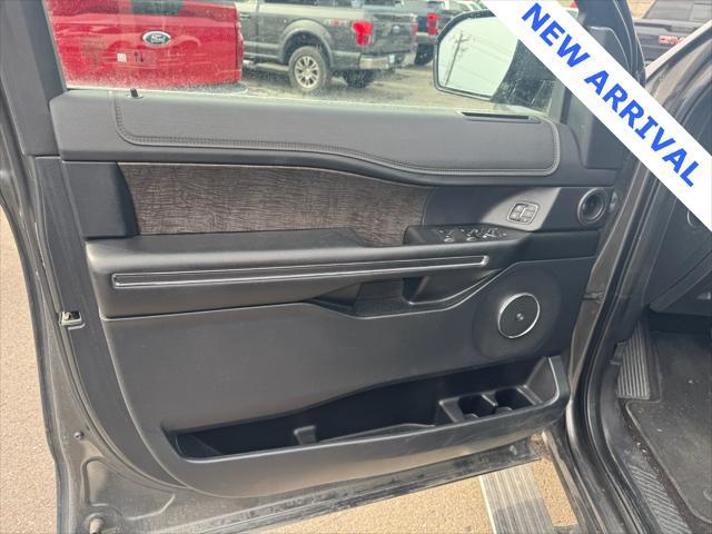 used 2021 Ford Expedition car, priced at $27,000