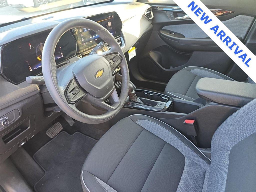 used 2025 Chevrolet TrailBlazer car, priced at $18,500