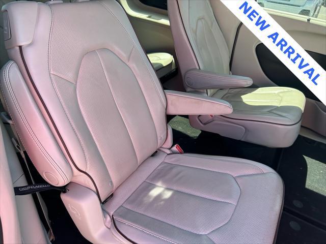used 2019 Chrysler Pacifica car, priced at $24,000