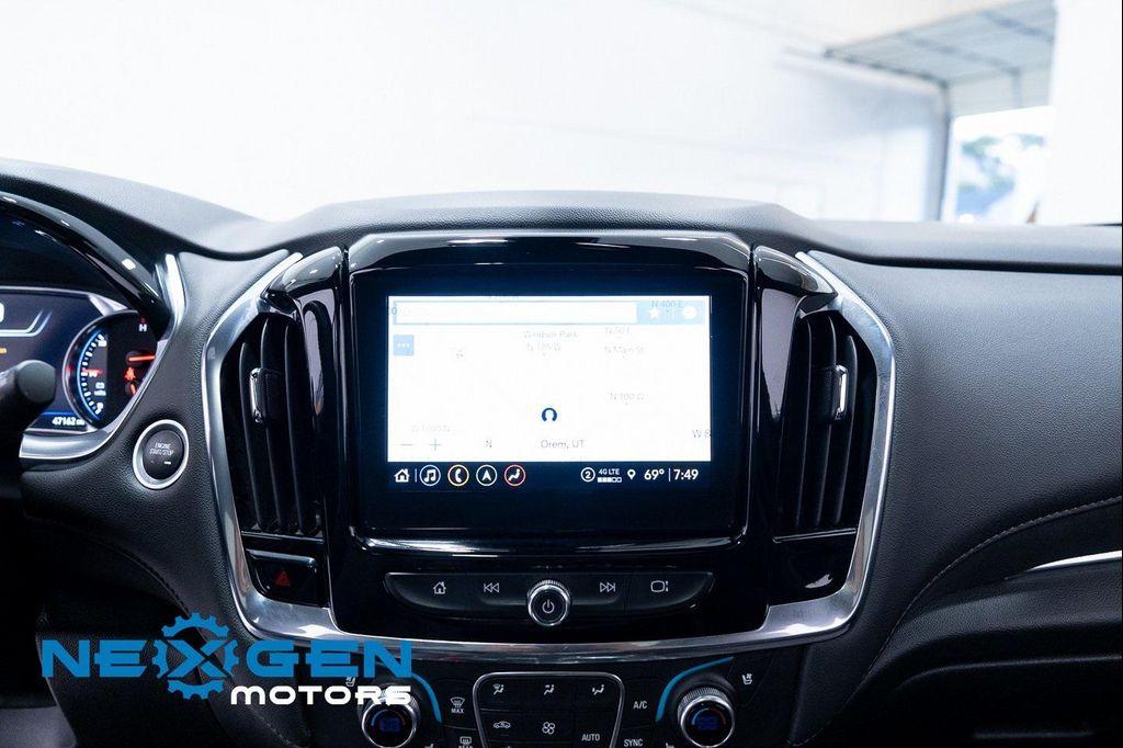 used 2023 Chevrolet Traverse car, priced at $29,500
