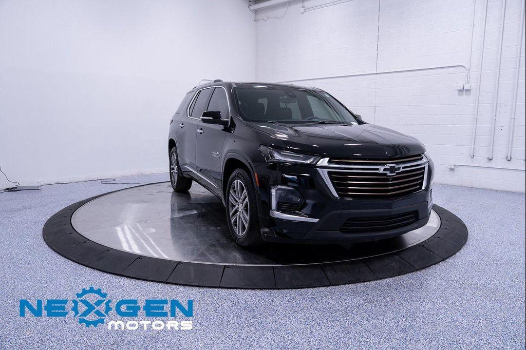 used 2023 Chevrolet Traverse car, priced at $29,500