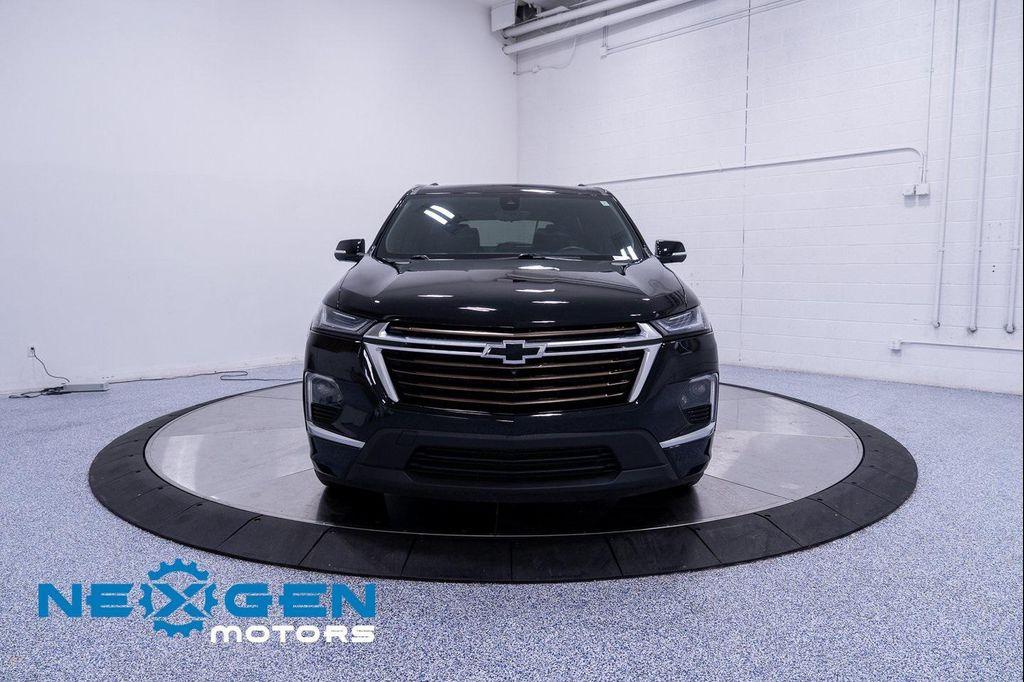 used 2023 Chevrolet Traverse car, priced at $29,500