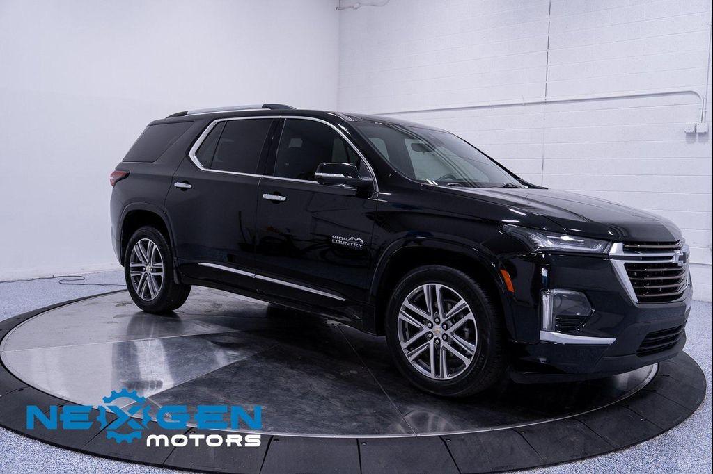 used 2023 Chevrolet Traverse car, priced at $29,500