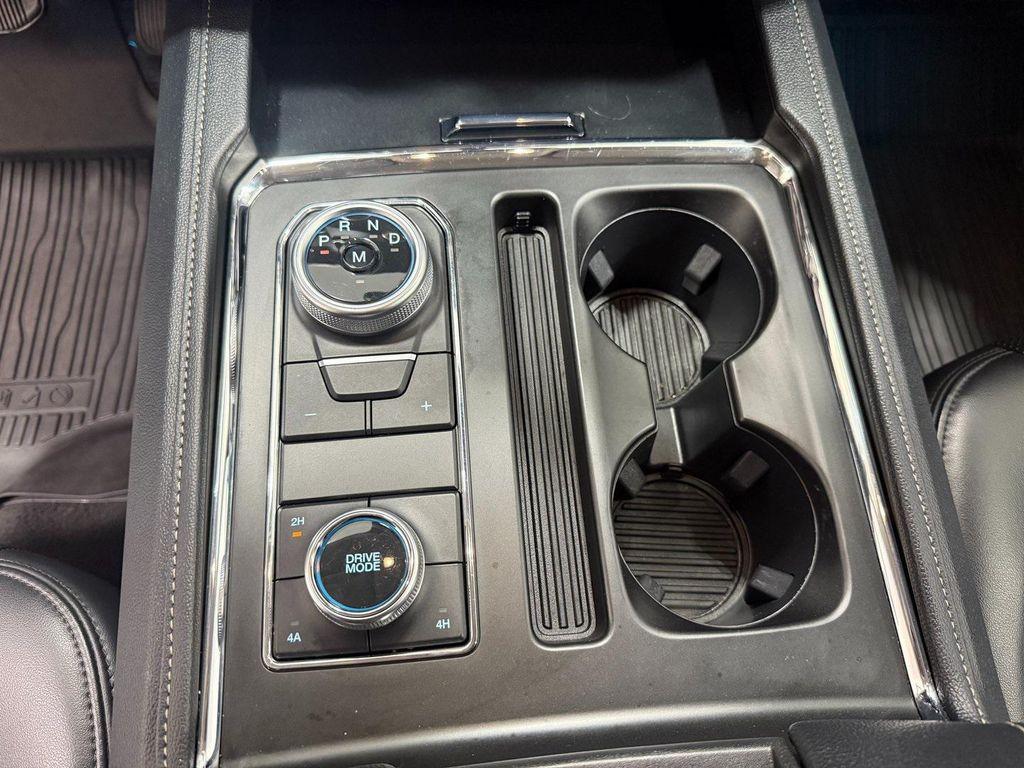 used 2024 Ford Expedition car, priced at $41,750