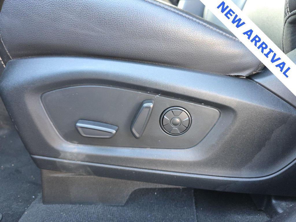 used 2022 Ford Explorer car, priced at $33,000