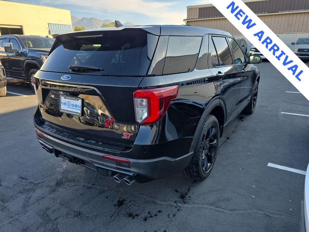 used 2022 Ford Explorer car, priced at $33,000