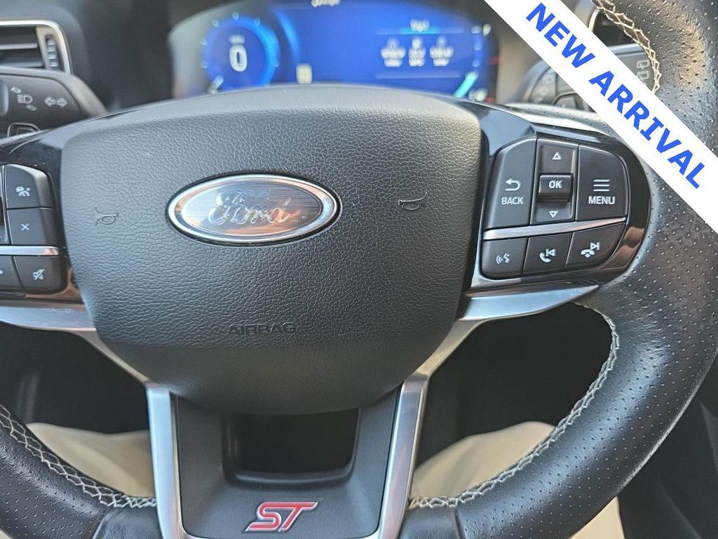 used 2022 Ford Explorer car, priced at $33,000