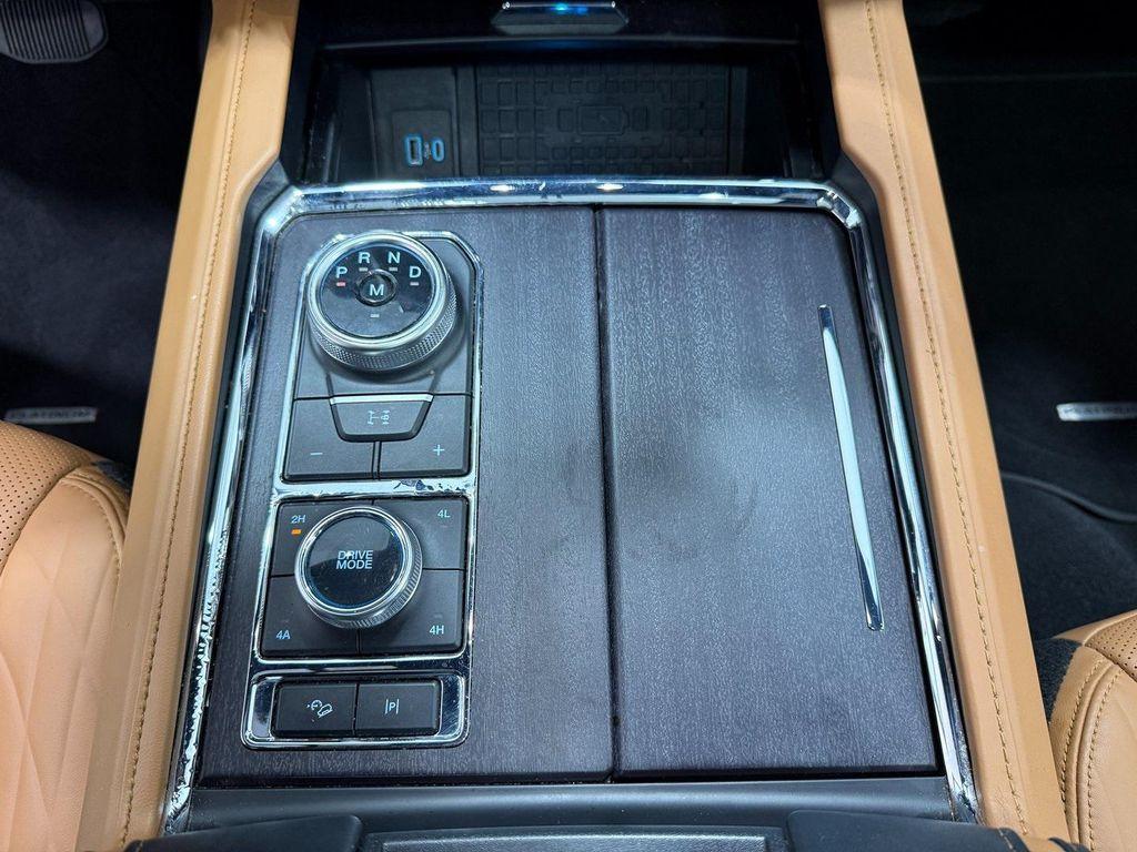 used 2023 Ford Expedition car, priced at $46,000