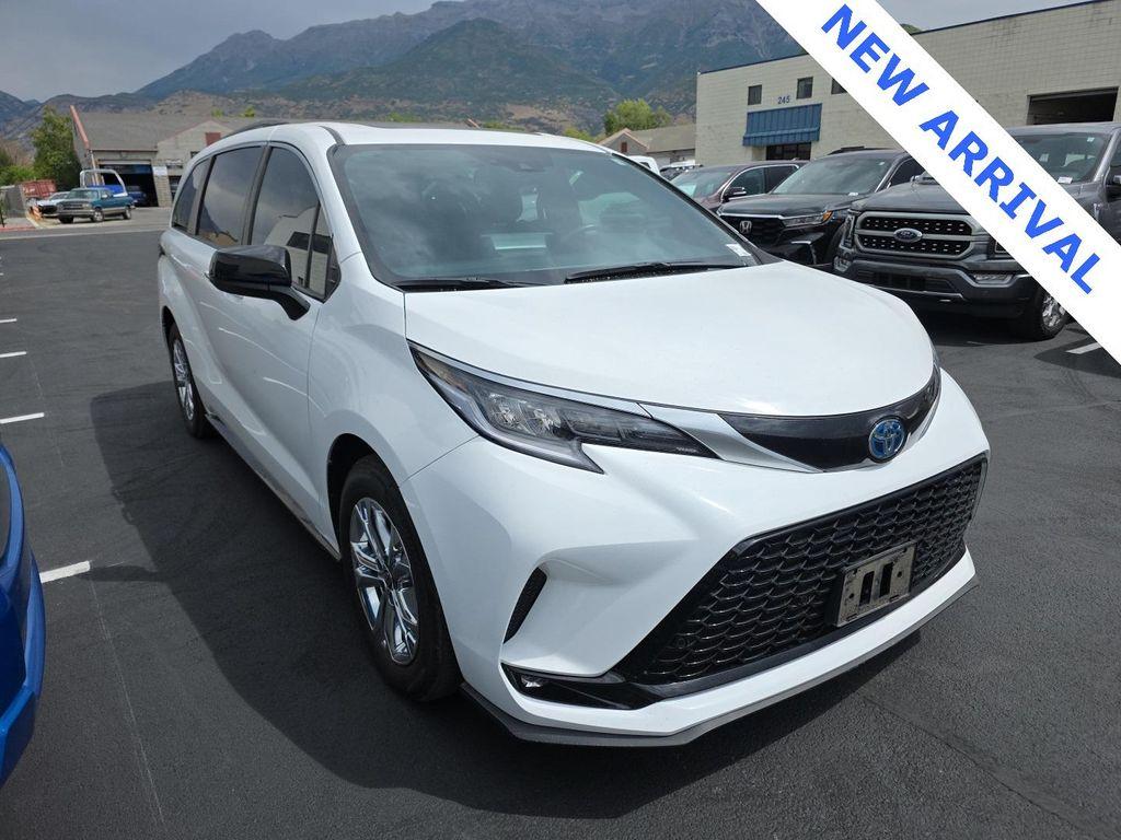 used 2021 Toyota Sienna car, priced at $31,000