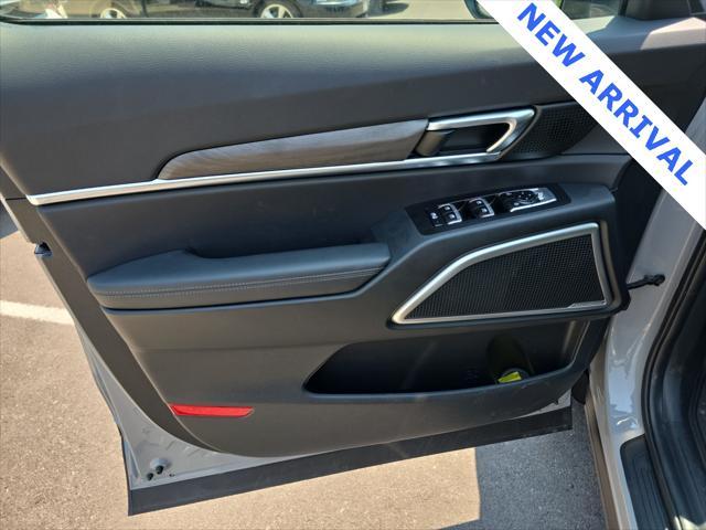 used 2024 Kia Telluride car, priced at $34,500
