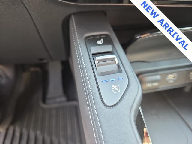 used 2024 Kia Telluride car, priced at $34,500