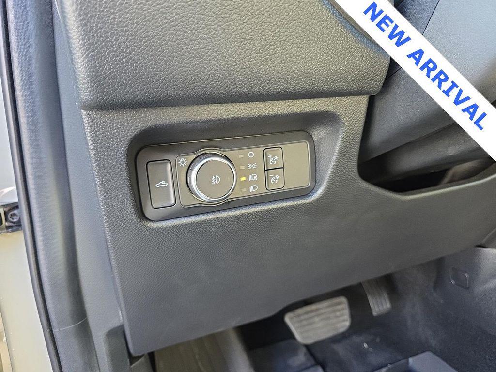 used 2025 Ford Ranger car, priced at $34,000