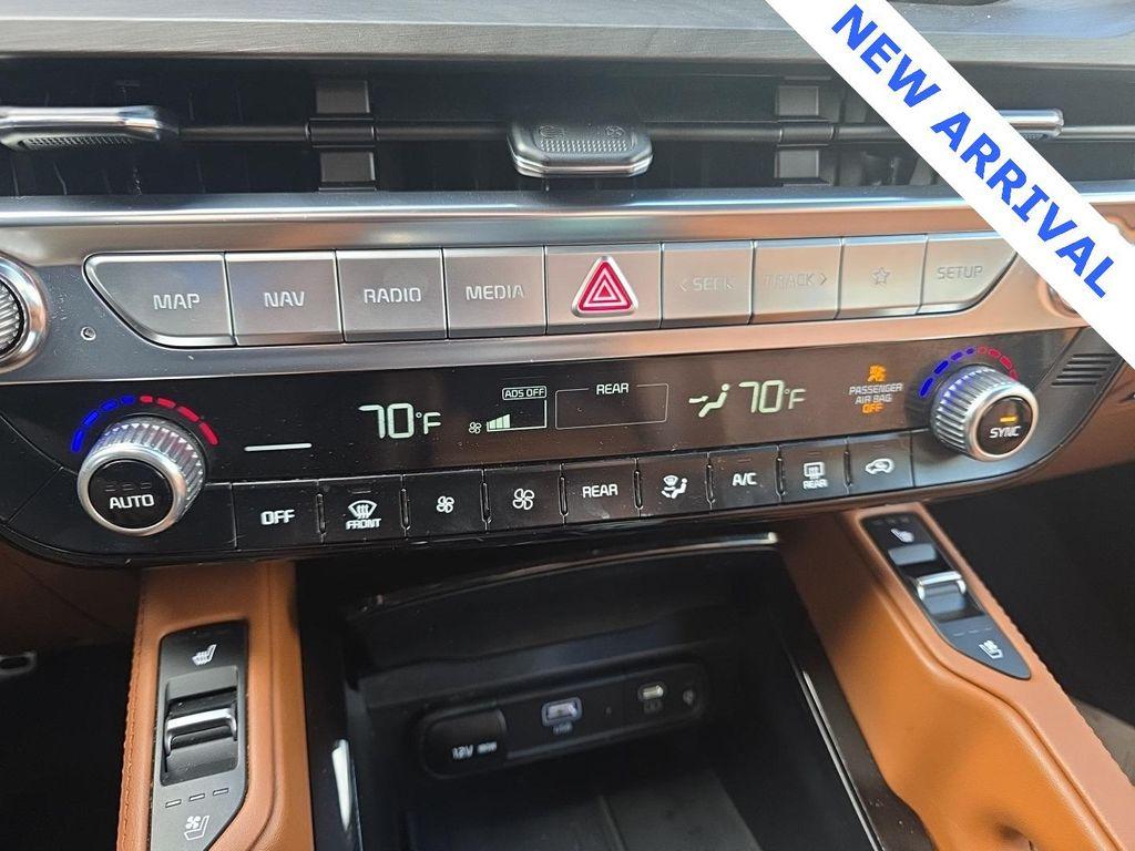 used 2024 Kia Telluride car, priced at $32,000