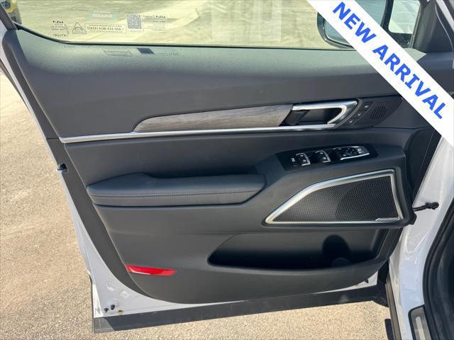 used 2024 Kia Telluride car, priced at $38,000
