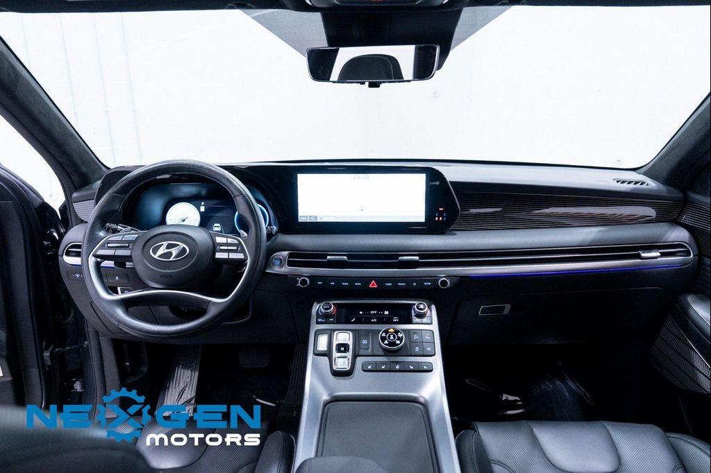 used 2024 Hyundai Palisade car, priced at $34,500