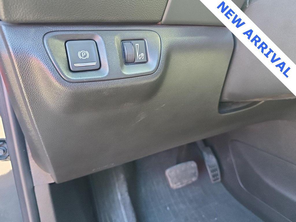used 2023 GMC Acadia car, priced at $26,000