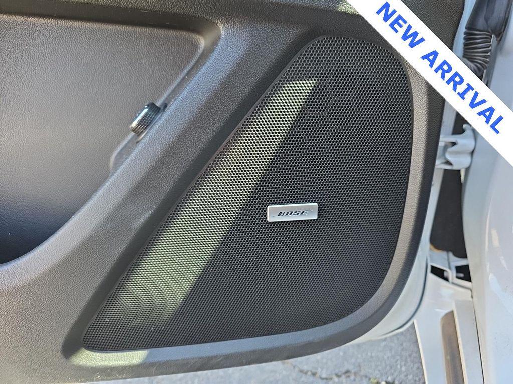 used 2023 Chevrolet Traverse car, priced at $29,000