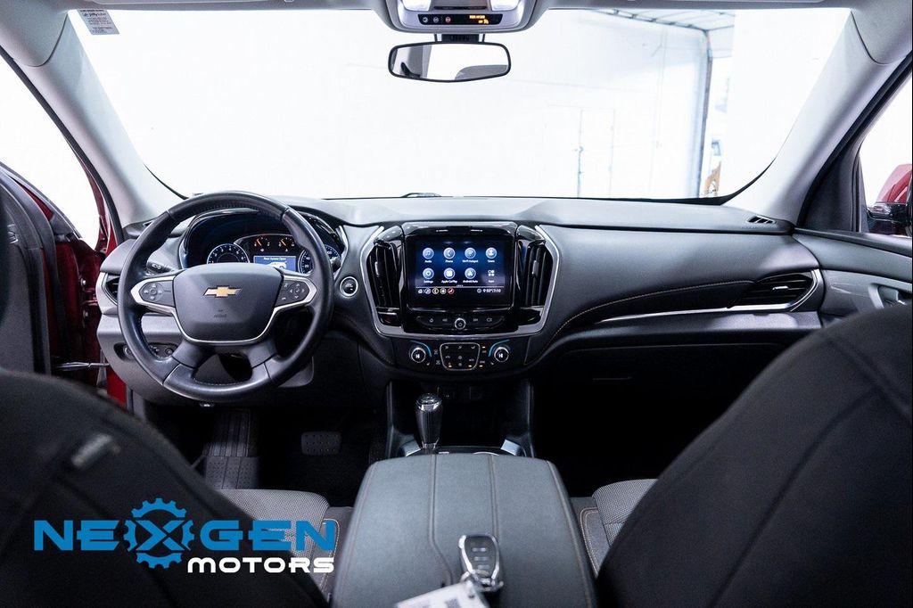 used 2020 Chevrolet Traverse car, priced at $18,900