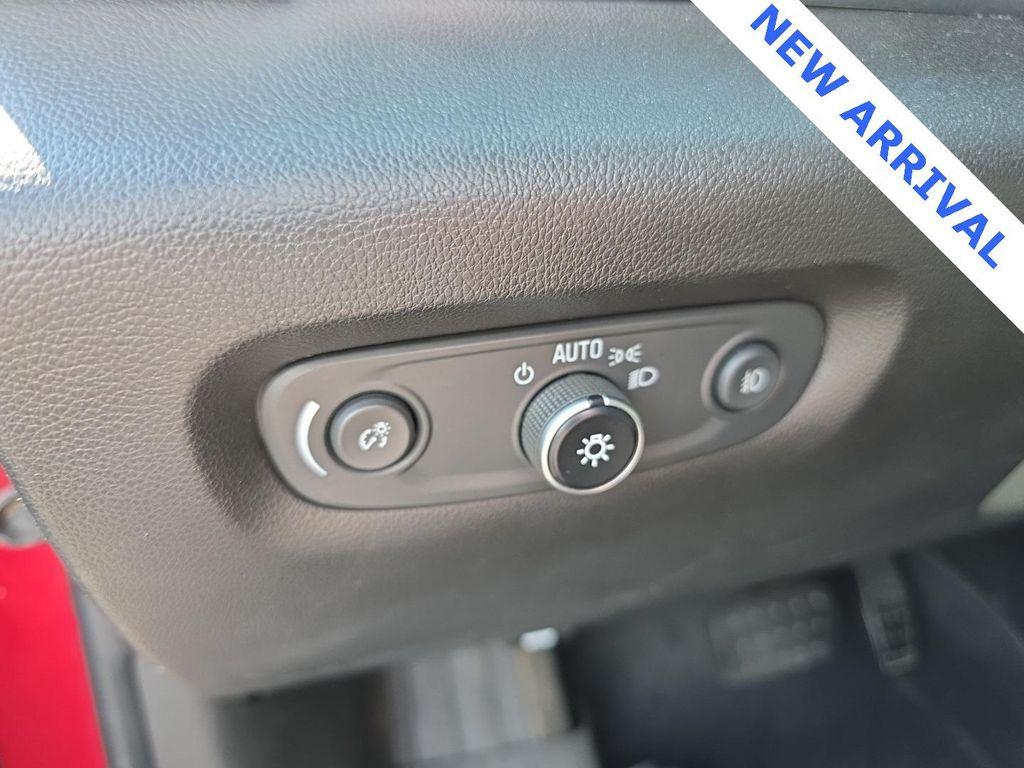 used 2020 Chevrolet Traverse car, priced at $19,000