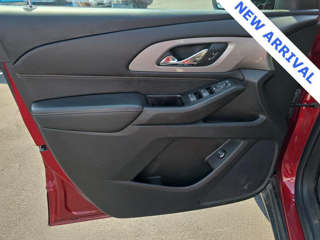 used 2020 Chevrolet Traverse car, priced at $19,000