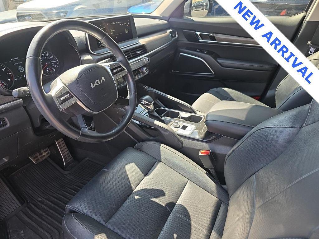 used 2022 Kia Telluride car, priced at $28,000
