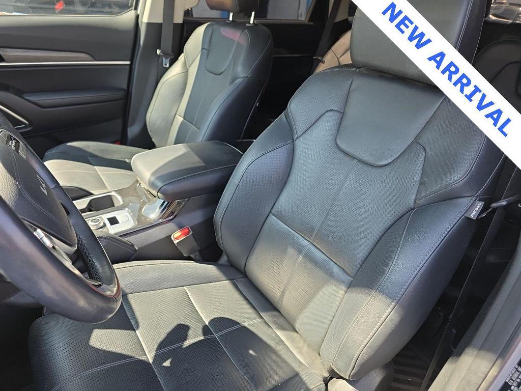 used 2022 Kia Telluride car, priced at $28,000