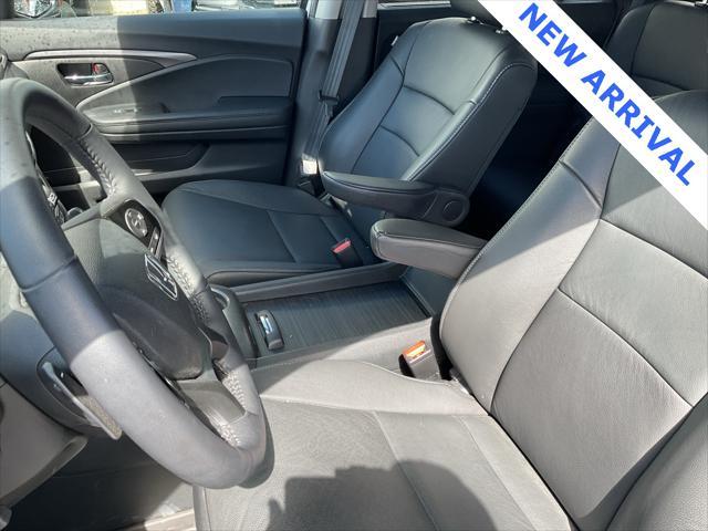 used 2022 Honda Pilot car, priced at $24,000