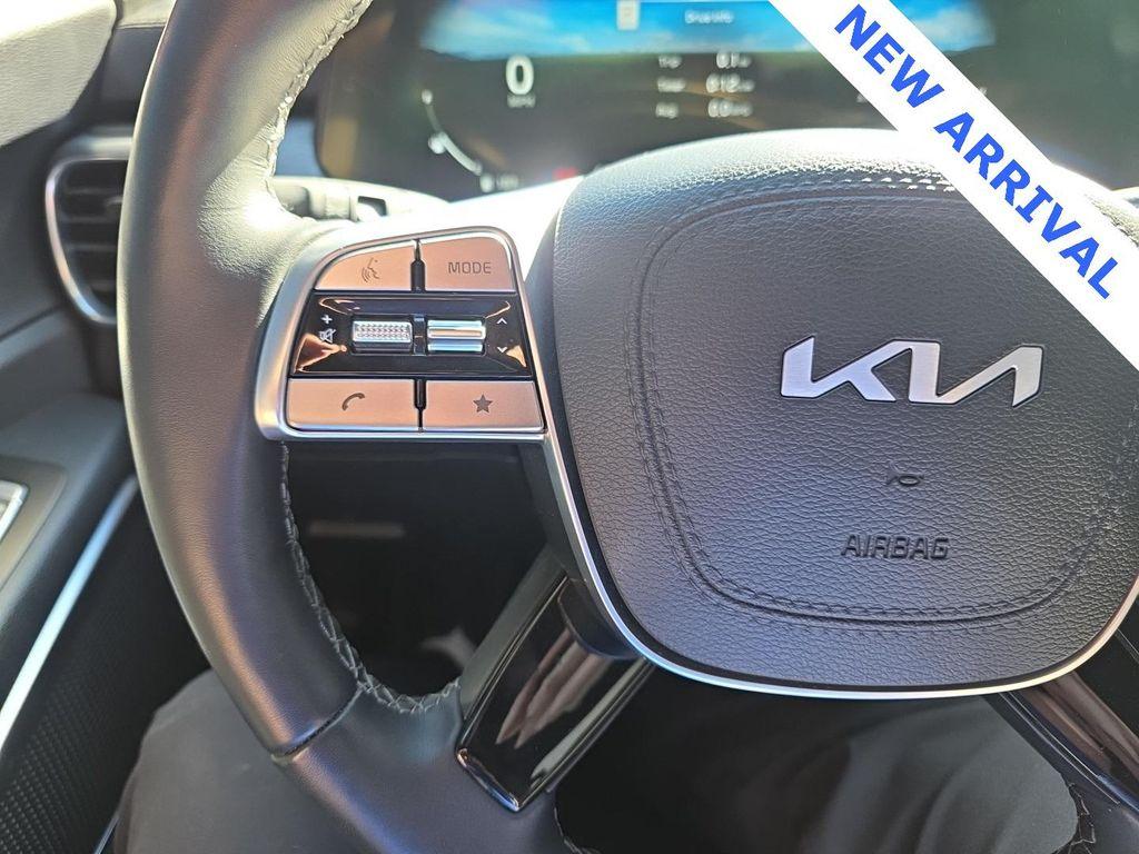 used 2025 Kia Telluride car, priced at $37,750