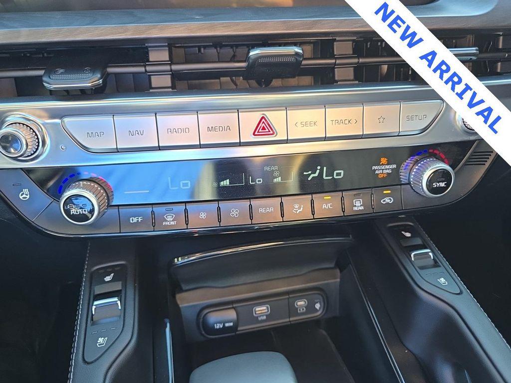 used 2025 Kia Telluride car, priced at $37,750