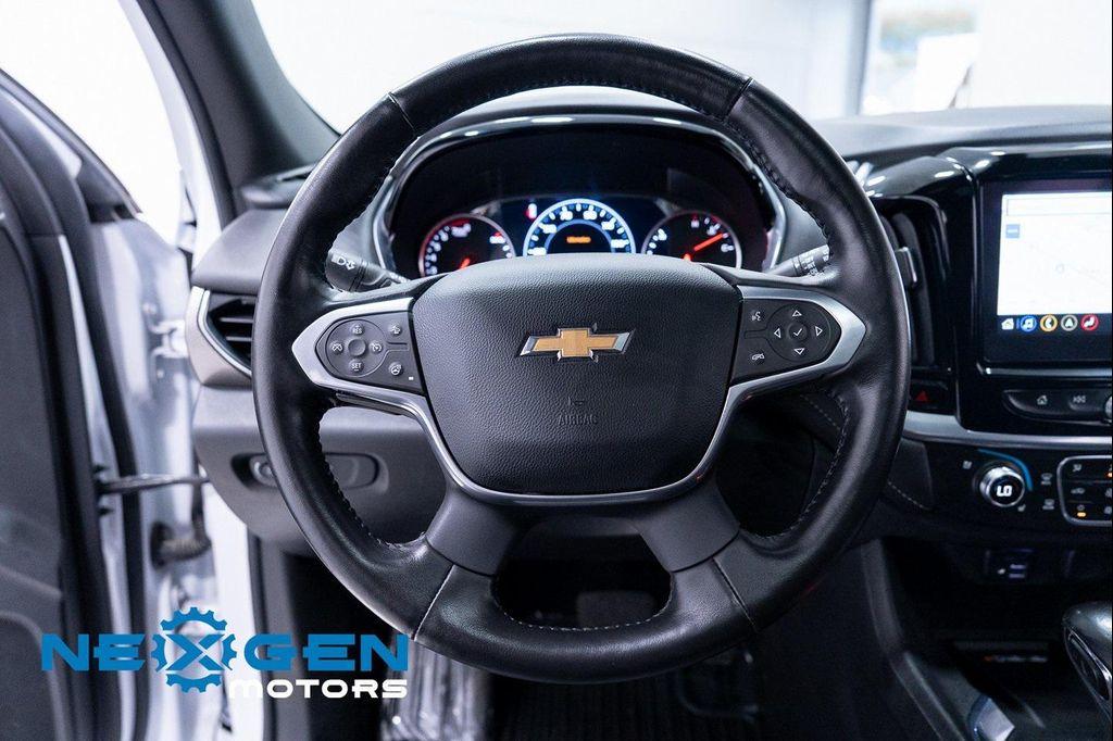 used 2022 Chevrolet Traverse car, priced at $25,750
