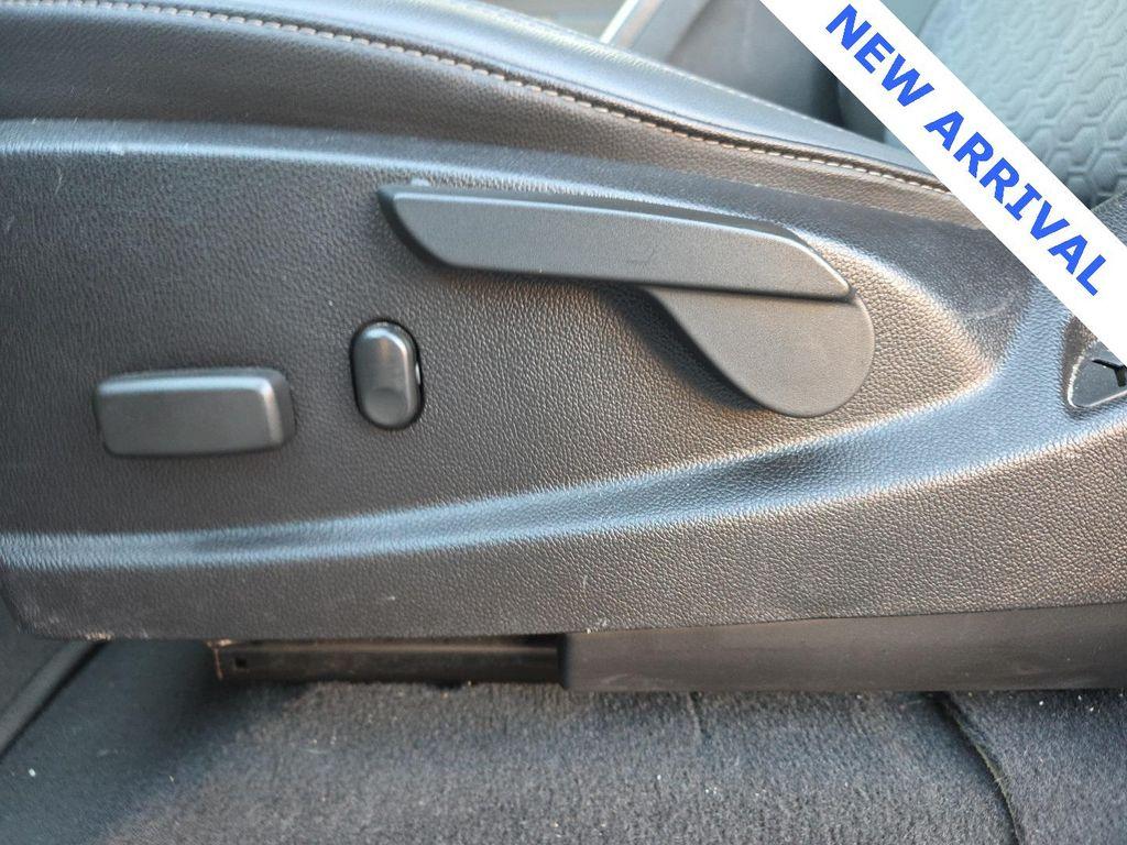 used 2021 Chevrolet Colorado car, priced at $26,000