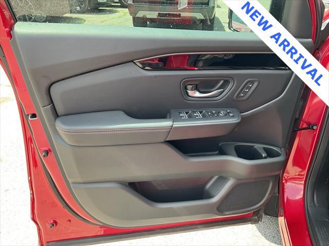 used 2025 Honda Pilot car, priced at $37,500