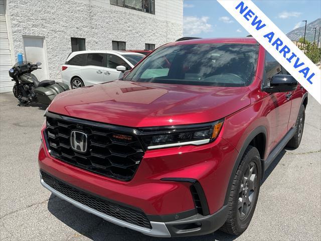 used 2025 Honda Pilot car, priced at $37,500