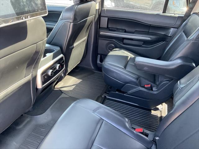 used 2024 Ford Expedition car, priced at $42,000