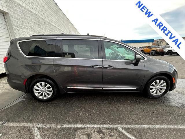 used 2017 Chrysler Pacifica car, priced at $11,000