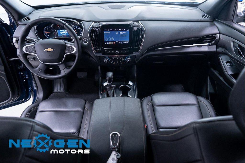 used 2023 Chevrolet Traverse car, priced at $28,000
