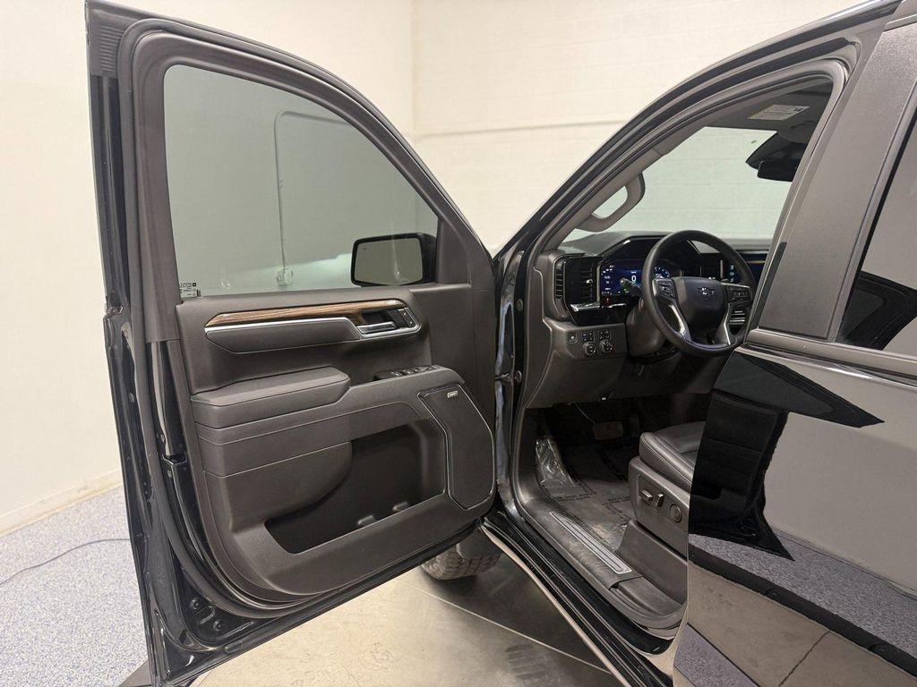 used 2025 Chevrolet Silverado 1500 car, priced at $45,000