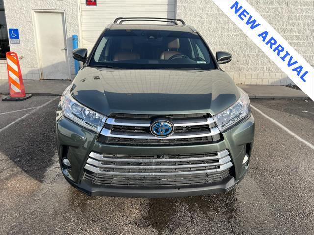 used 2017 Toyota Highlander Hybrid car, priced at $23,500