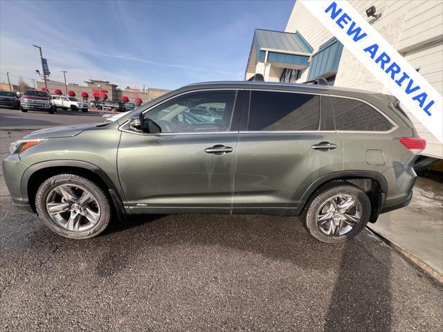 used 2017 Toyota Highlander Hybrid car, priced at $23,500